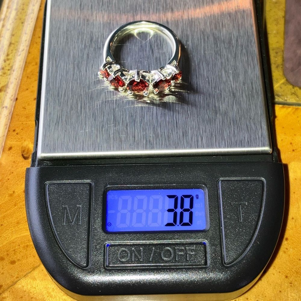 Natural Red Garnet Sterling Silver Heart Ring Size 7 - Picture 10 of 10